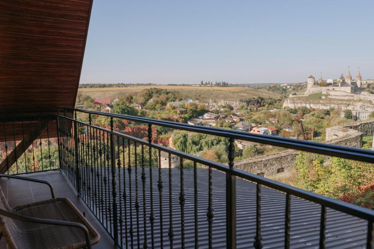 Джерело Kamianets-Podilskyi Εξωτερικό φωτογραφία